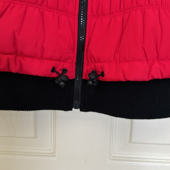 Calvin Klein Performance Red Puffer Vest Size XL - Picture 4 of 11